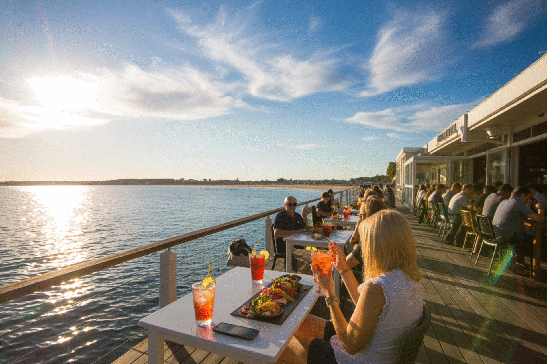 Welcome to Sunny Boy Bar & Café